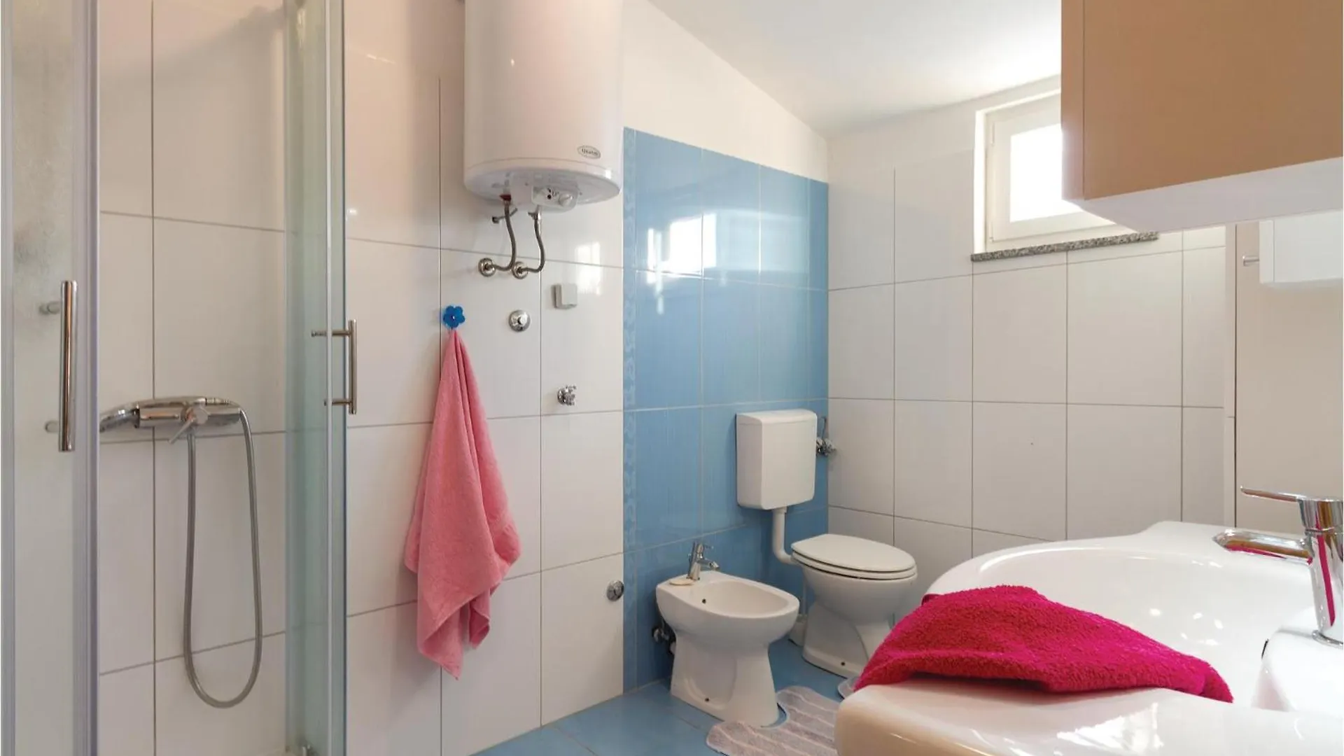 Gorgeous Home In Vodnjan With Jacuzzi