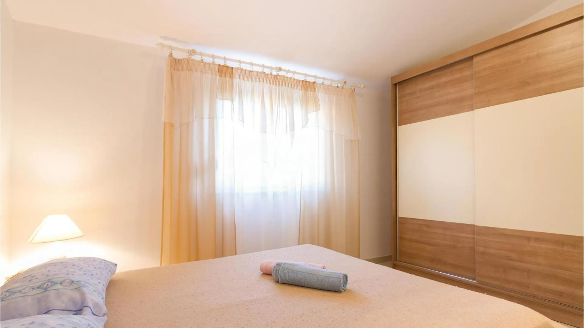 Сasa de vacaciones Gorgeous Home In Vodnjan With Jacuzzi